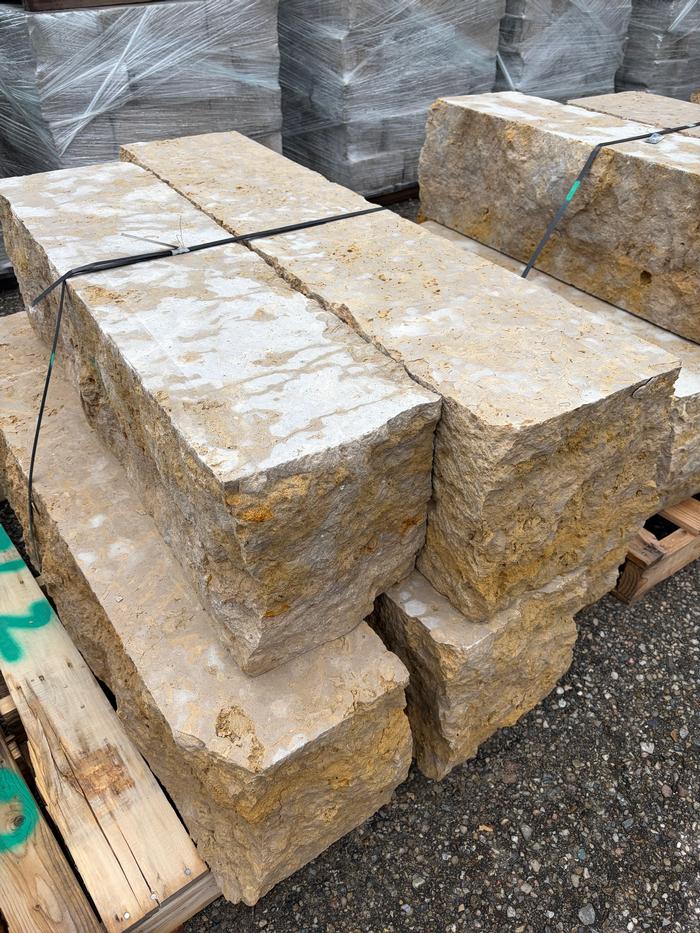 Bay Harbor Buff Deep Sawn Wall