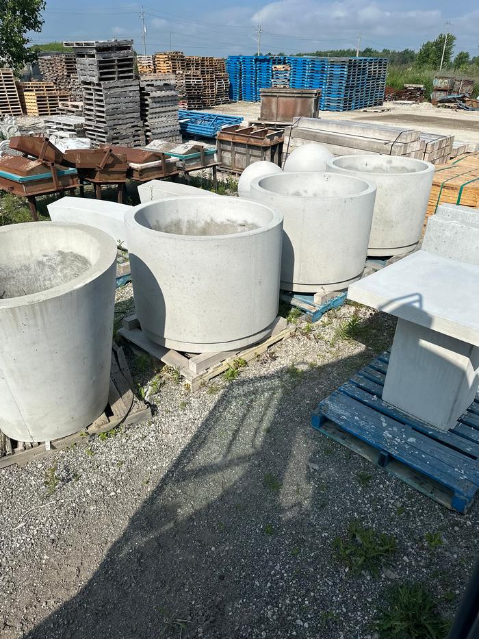 Eds Conia Planter