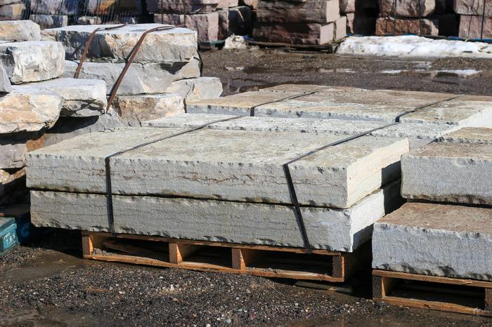 Cedar Falls Cut Step