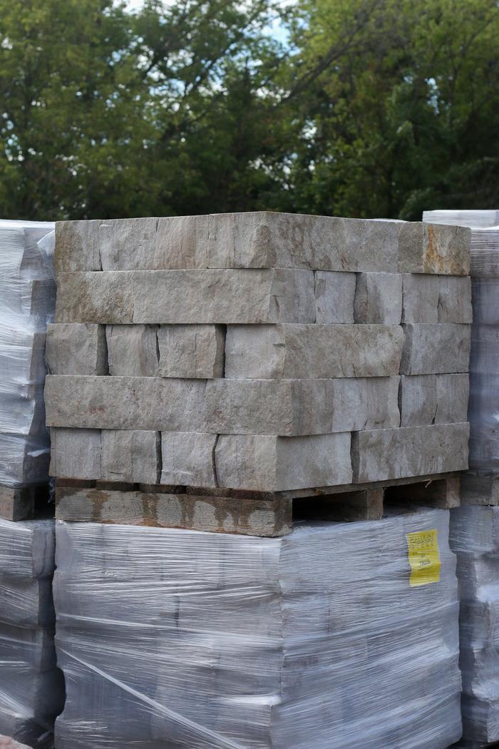 Chilton Winnebago Sawn Wall