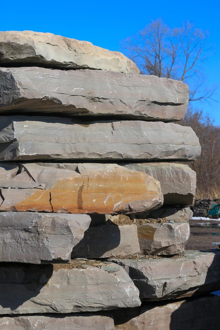 Niagara Chocolate Outcropping