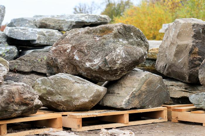 New York Bluestone Boulders