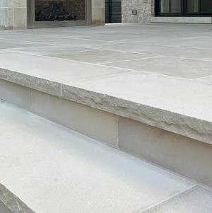 Banas Venetian Crema Coping
