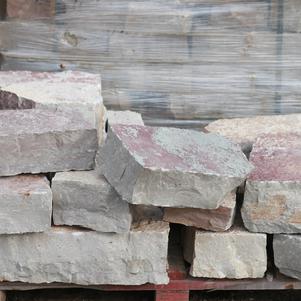 Chilton Limestone Split Wall